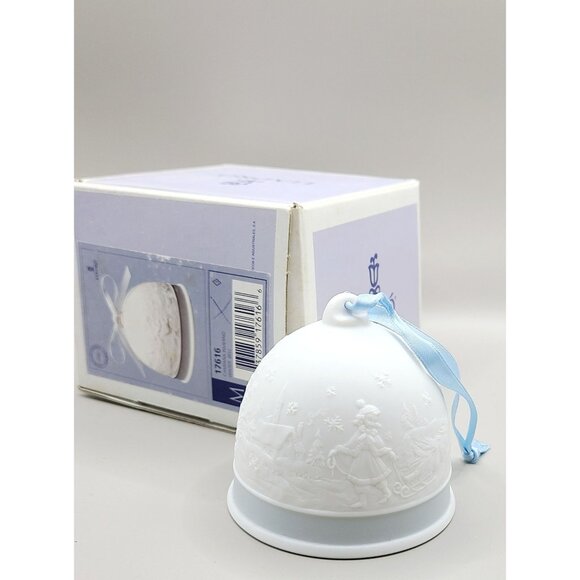 Lladro Porcelain Christmas Bell Ornament 1994 Snowy Scene With Ribbon & Box - Picture 1 of 7